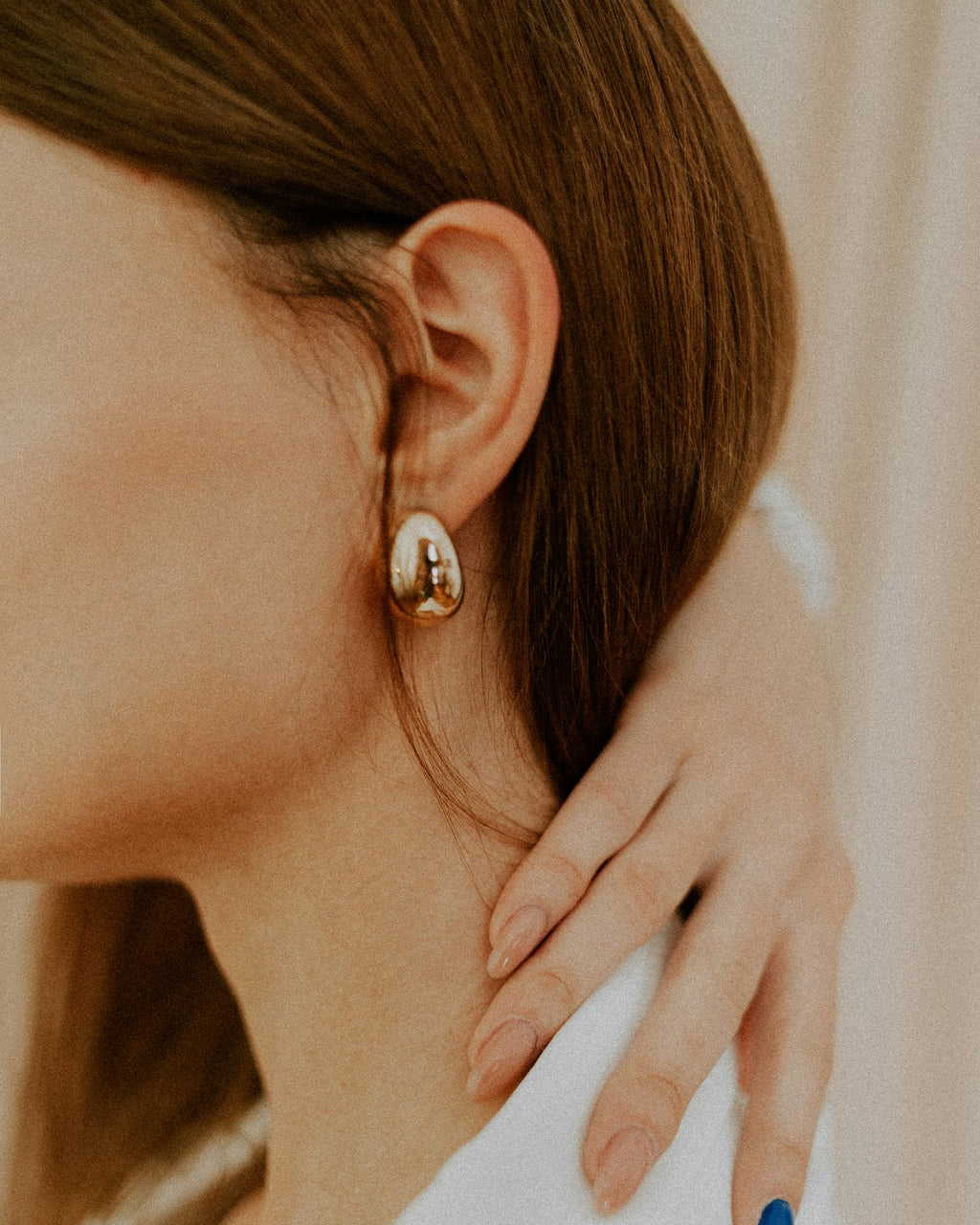 Diamond earring worn on the ear